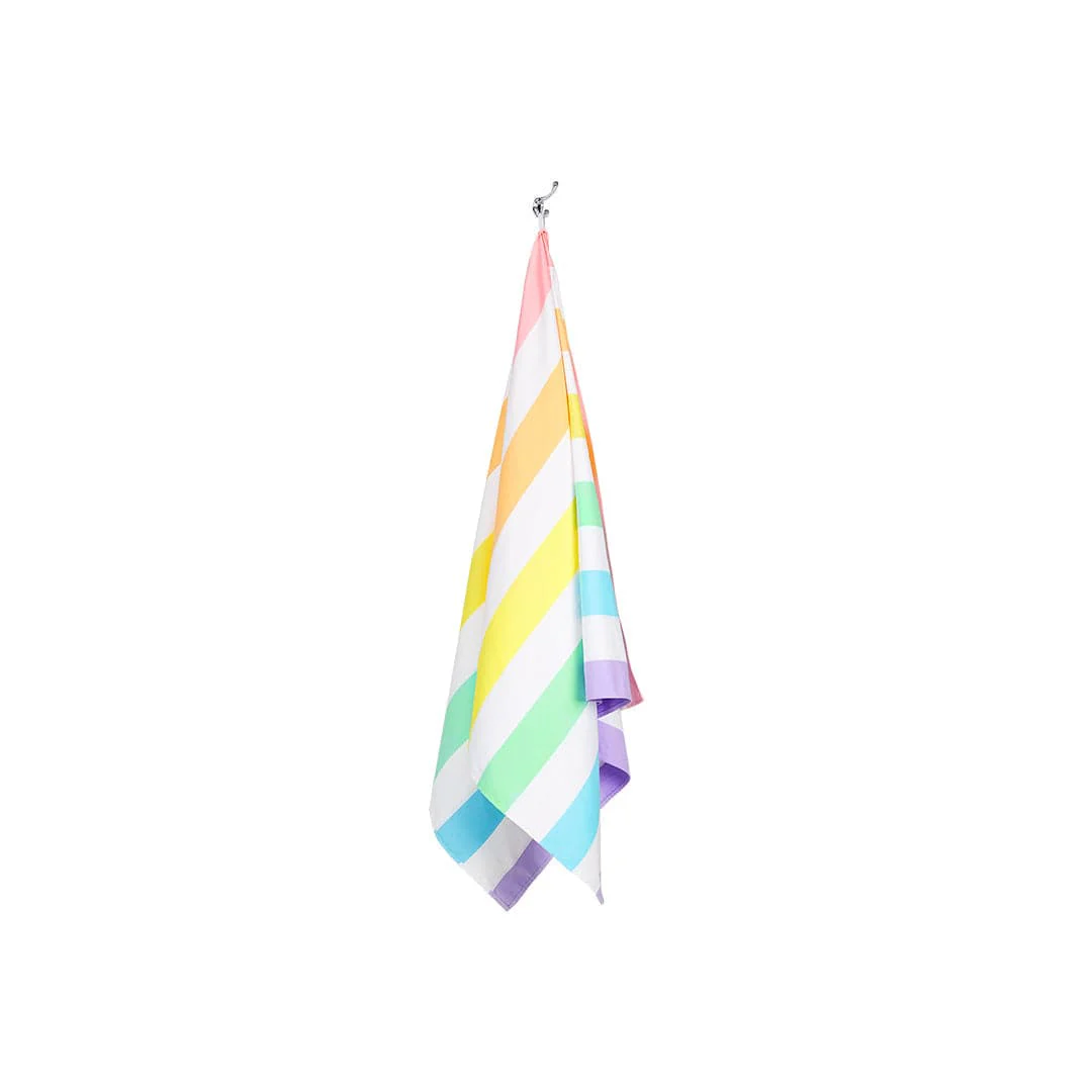 Dock & Bay Kid's Beach Towel - Unicorn Waves - Image 6